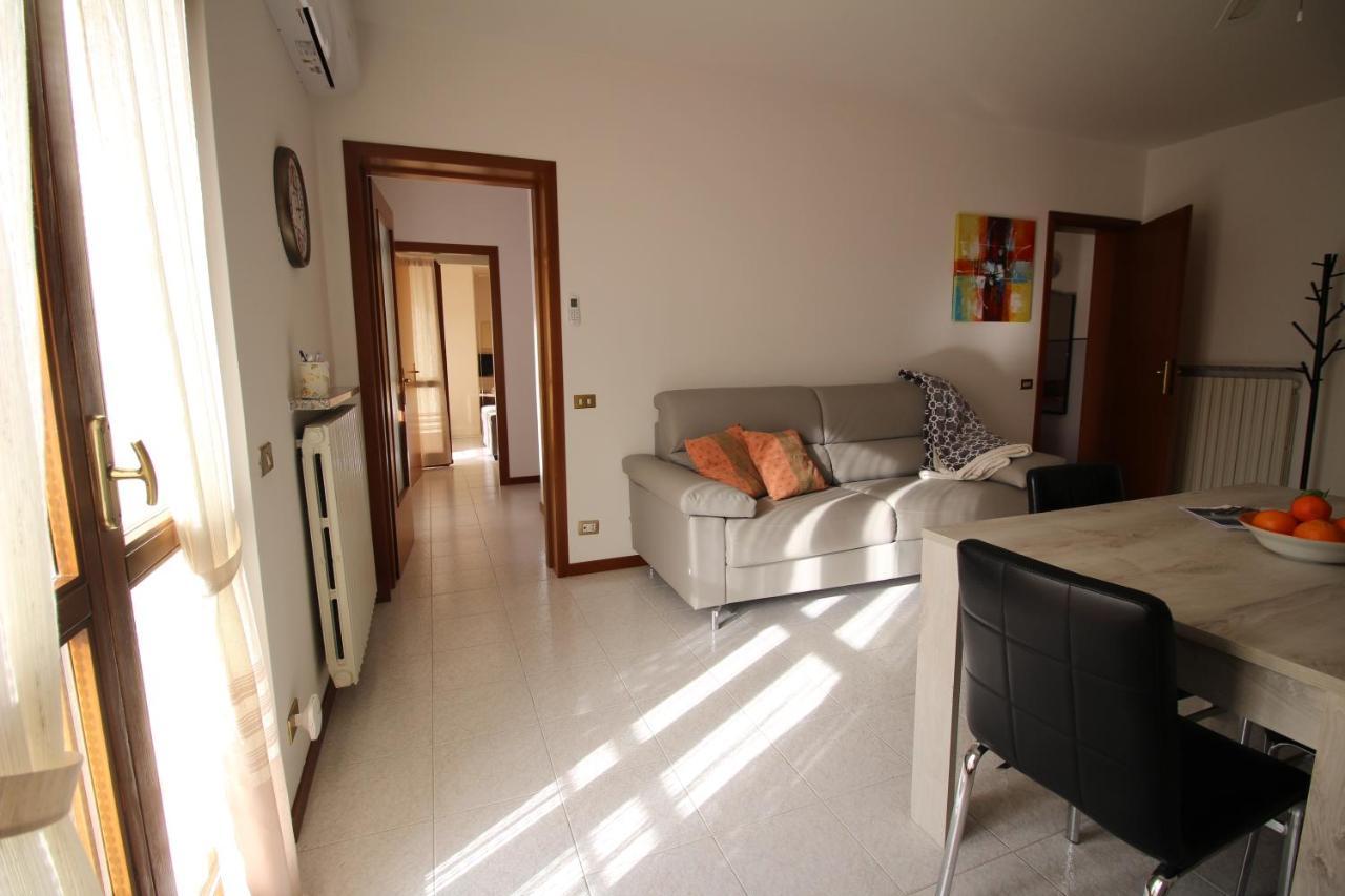 Casa Vacanze Doralice Barzana Exteriör bild