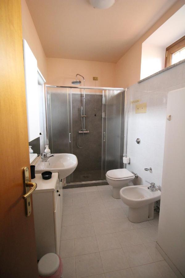 Casa Vacanze Doralice Barzana Exteriör bild