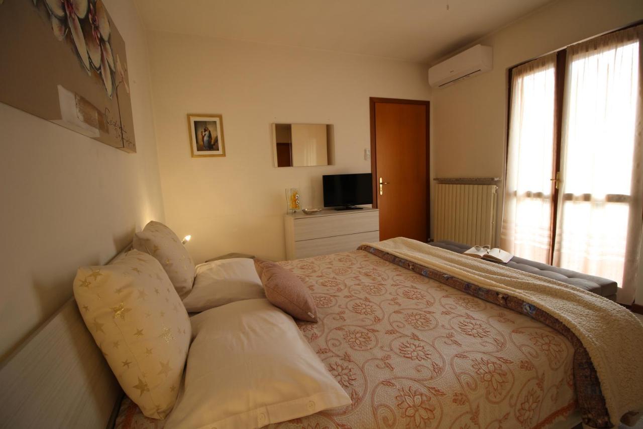 Casa Vacanze Doralice Barzana Exteriör bild