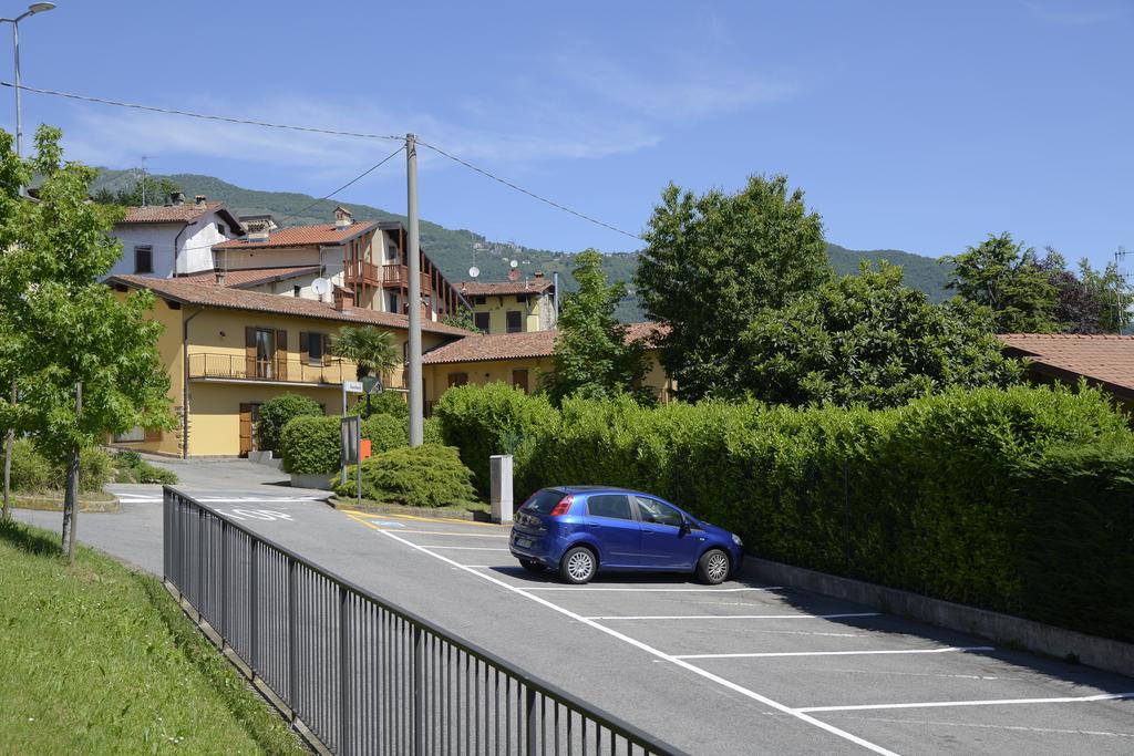 Casa Vacanze Doralice Barzana Exteriör bild